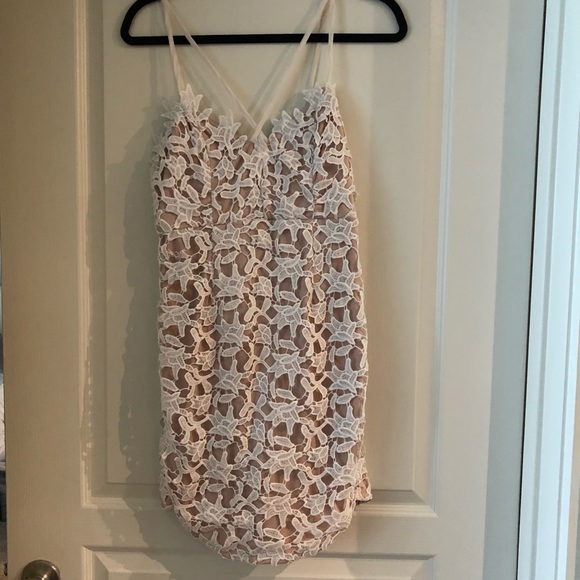 Hello Molly white/nude dress - Picture 2 of 8